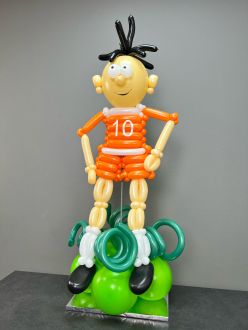 Lesson "Balloon Soccer player"